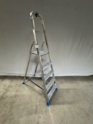 Trap Gamma, 1×5 treeds